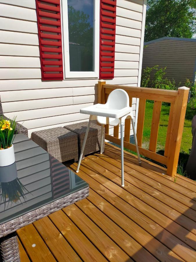 Bj Chalets - Robbengat 68 - Gezellige Chalet Op Vakantiepark Lauwersoog! Vroege Incheck! المظهر الخارجي الصورة